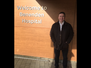 Stephen Bates Visits Benenden Hospital
